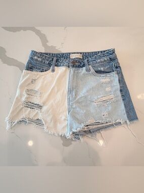 Altar'd State Two-Tone Distressed Denim Shorts - Light Blue & White